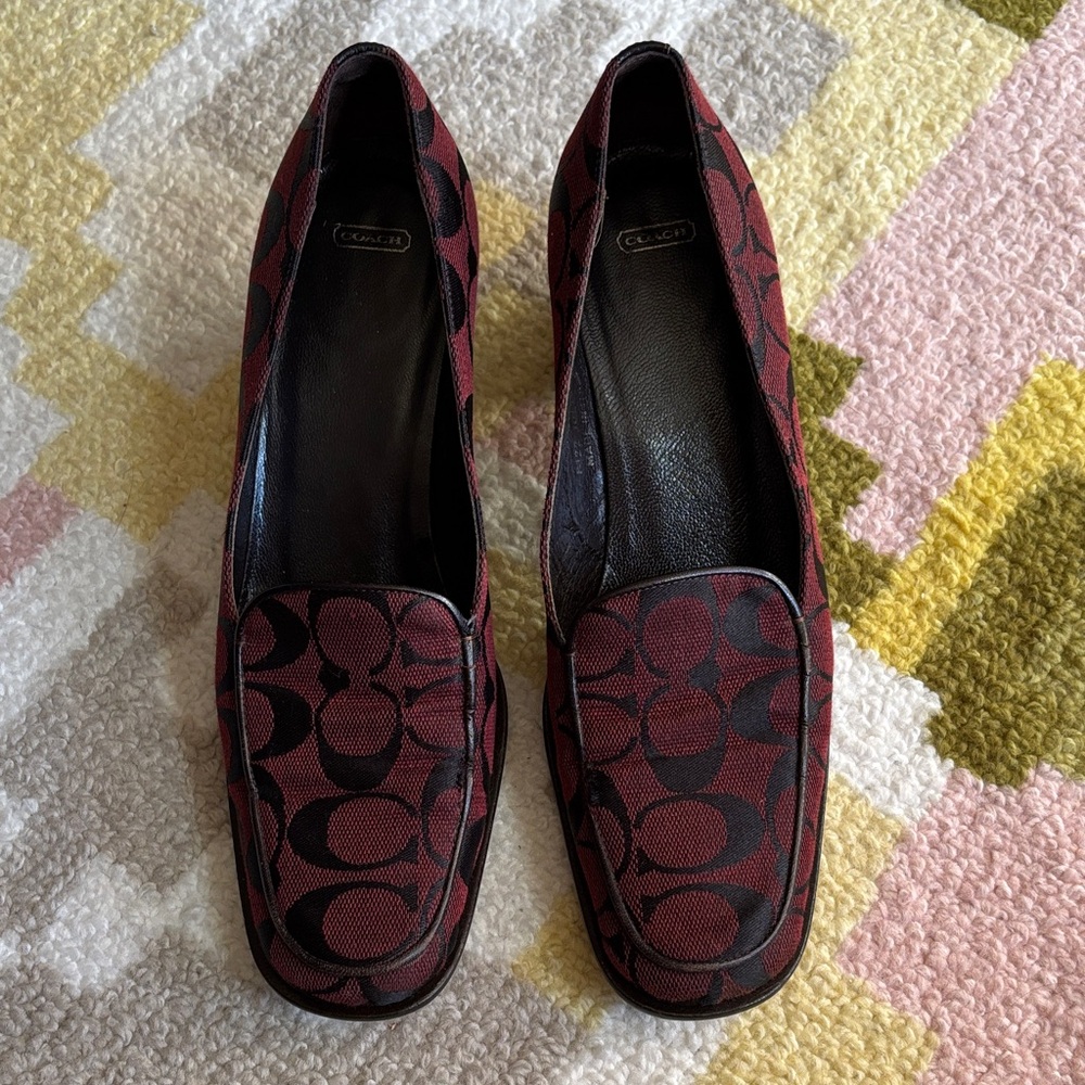 Coach Women's Burgundy and Black Julia signature Loafers